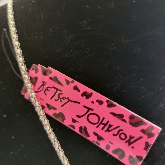 NWT Betsey Johnson Yellow and Orange Cat Pendant Necklace Chain 30" - Picture 7 of 11